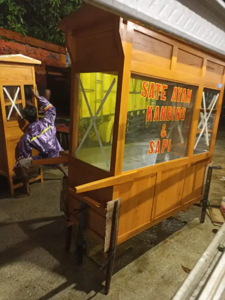 Gerobak Angkringan jg Melayani Pesanan Grobak Bakso Mie Bubur Sate dlL