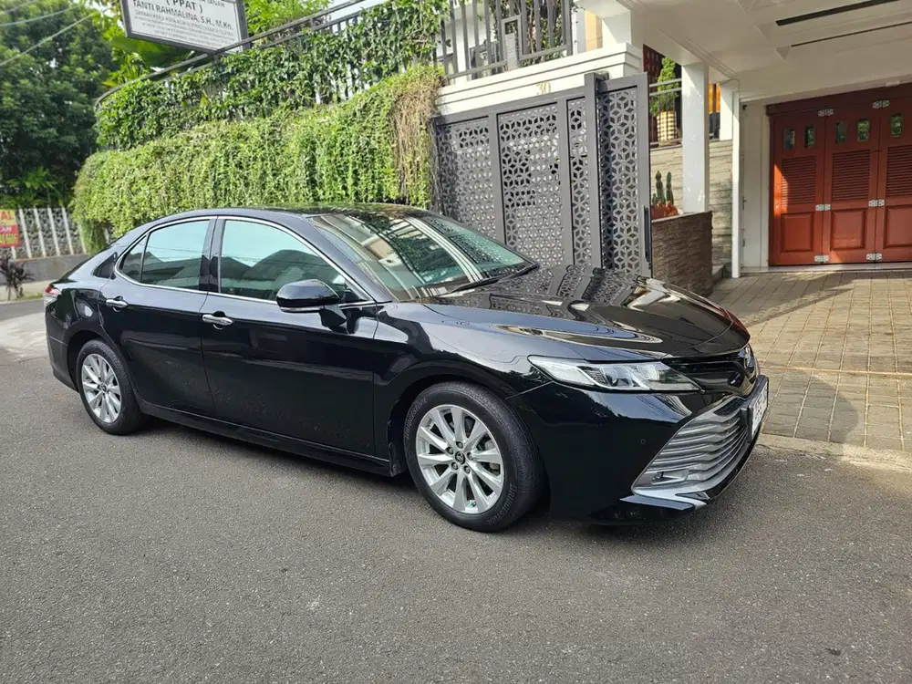 Toyota Camry 2019 Bensin