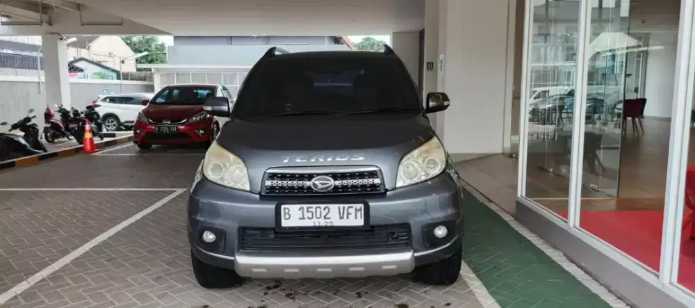 Service record Daihatsu Terios X Matic 2013 Good condition