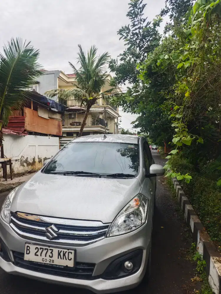 Suzuki Ertiga 1.5 GL AT Tahun 2018 warna silver
