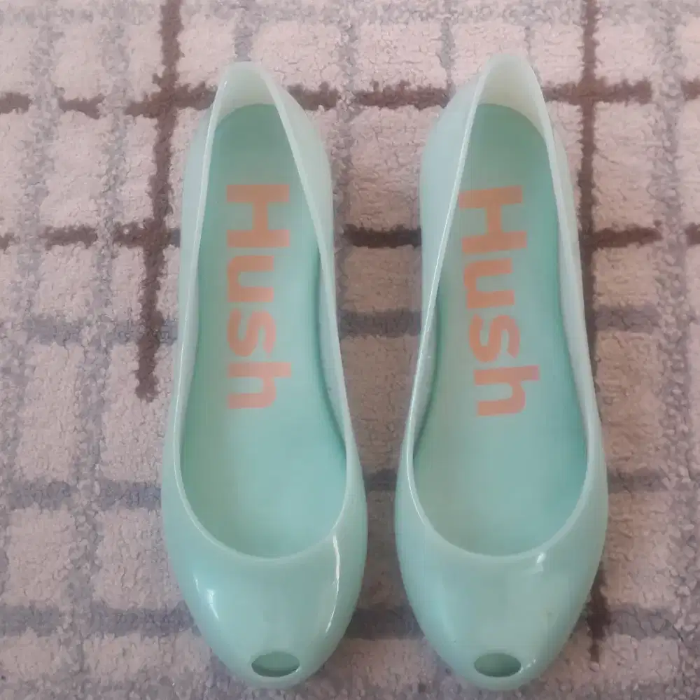 Dijual Sepatu wanita Hush Original ukuran 40