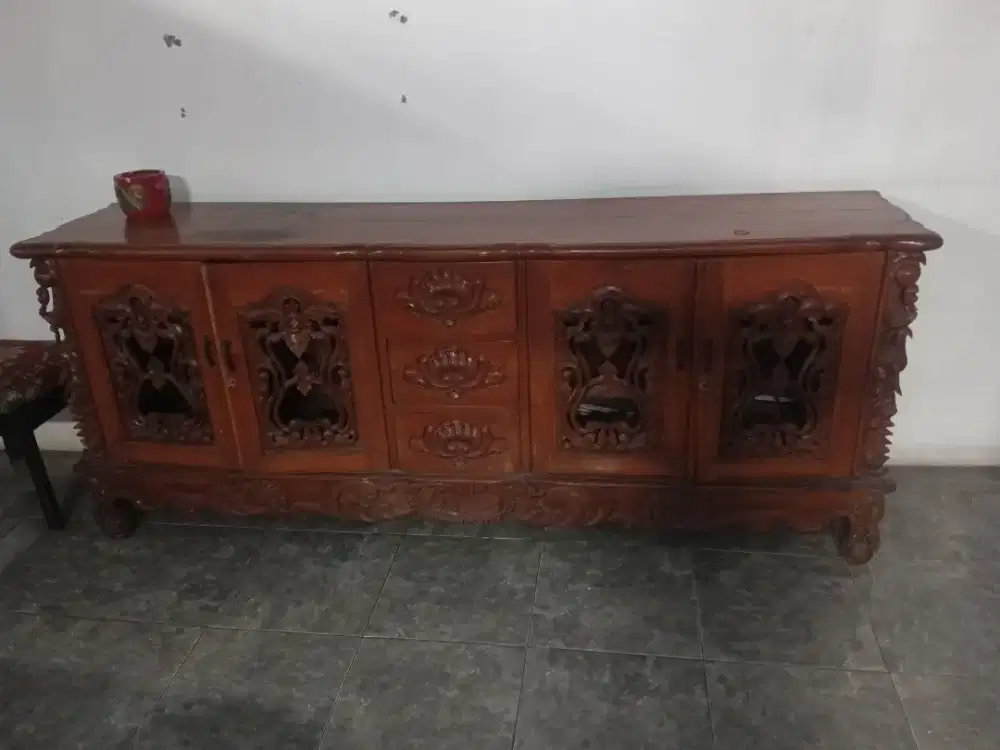 Lemari buffet kayu jati