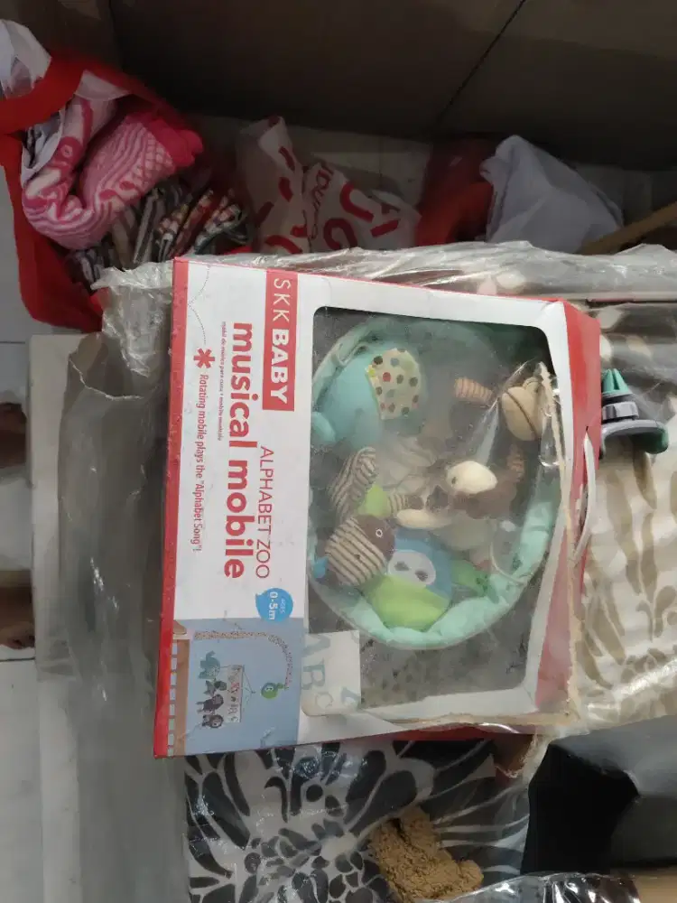 Mainan baby untuk  0+