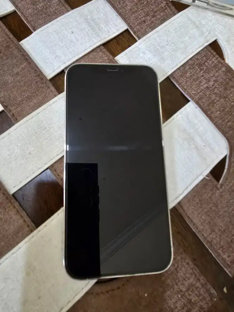 Iphone 12 pro, ex ibox kondisi istimewa