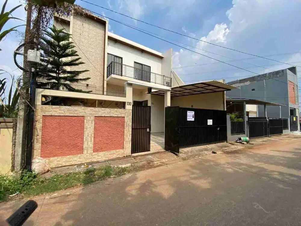 rumah 3 lantai non komplek akses dekat pintu tol limo depok