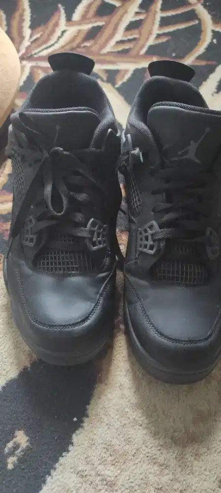 Jordan retro 4 full black