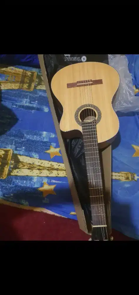 Jual aja gitar acoustik elektrik merk cowboy cgc100 mulus