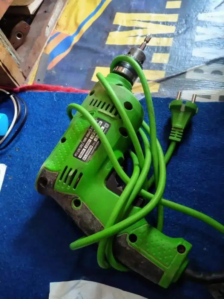 Bor listrik merk Ryu