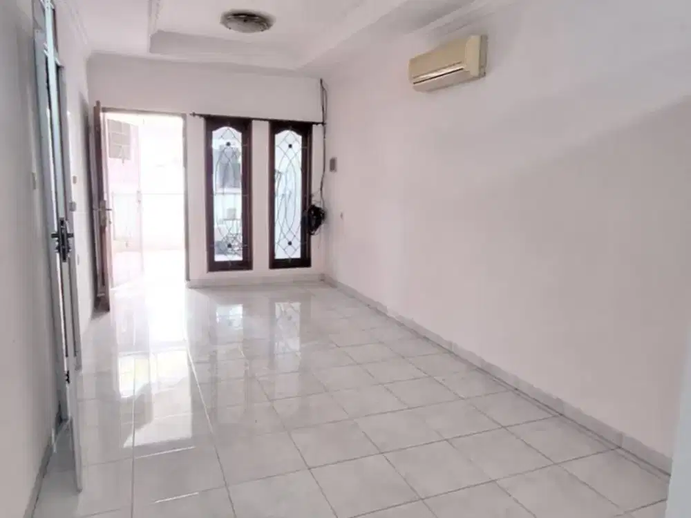 Rumah 1,5 Lantai di Kopyor Barat Kelapa Gading Jakarta Utara