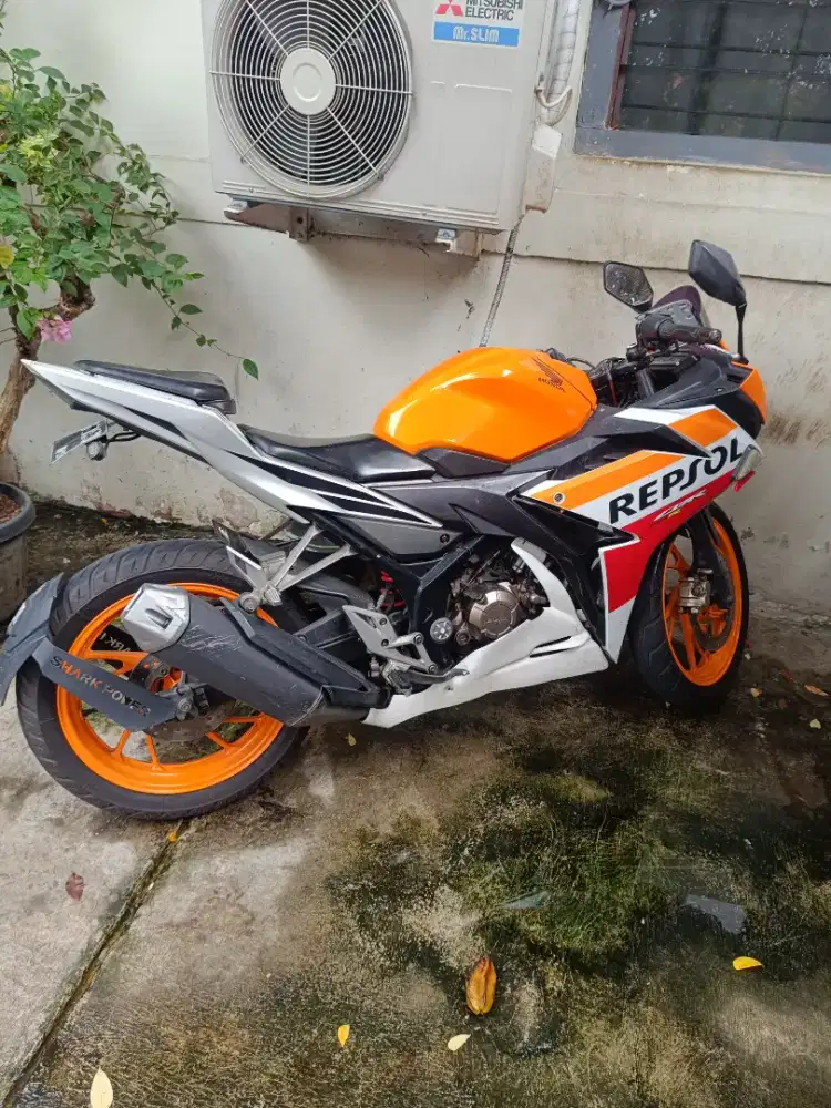 CBR 150 Repsol Facelift
