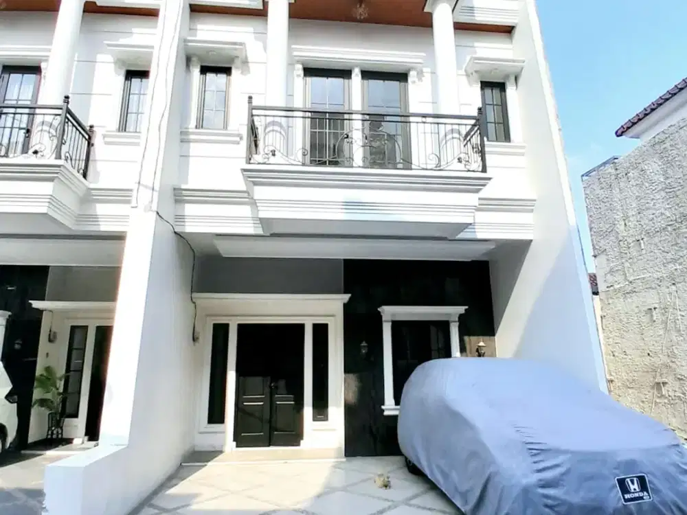 rumah 2 lantai siap huni lokasi dekat aeon mall tanjung barat