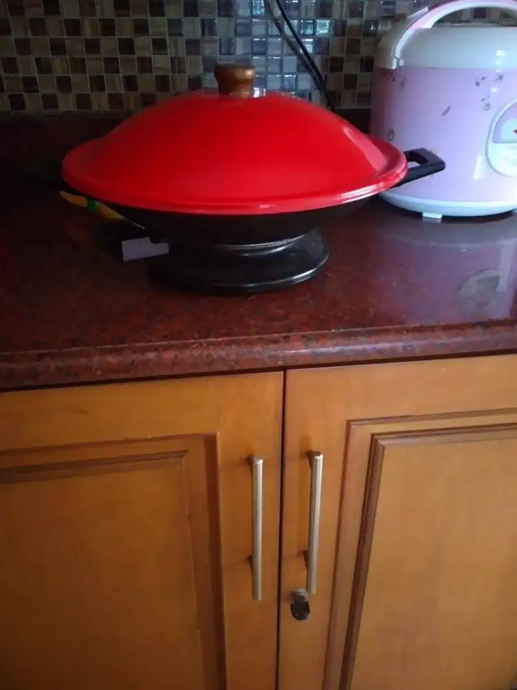 Wajan teflon elektrik diameter 30cm merk Phillips