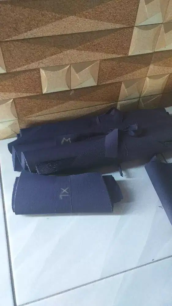 Menerima jasa pola pakaian semua model & menerima jasa potong