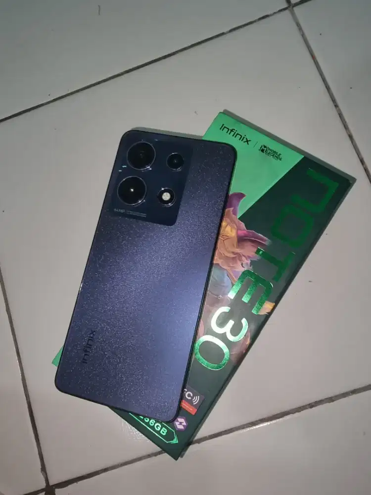 Infinix note 30 ram 8+/2586 gb