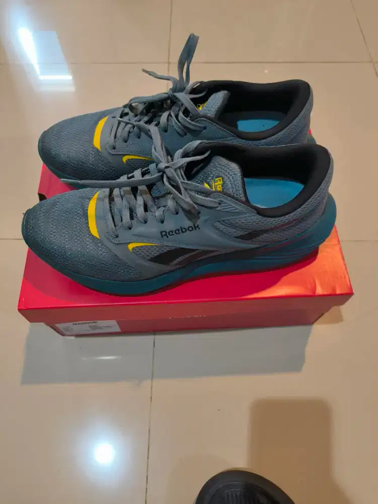 Di Jual Sepatu Reebok Original