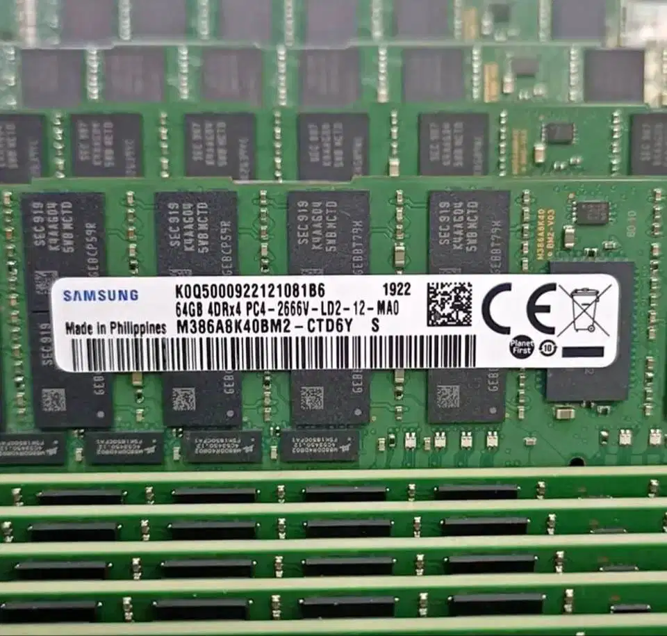 MENAMPUNG SPAREPART SERVER, LAPTOP DAN KOMPUTER