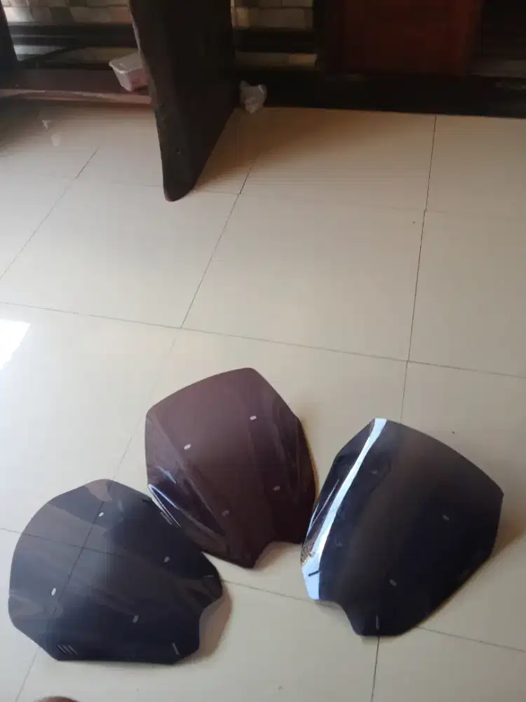 Borongan 3 Visor NMAX neo/turbo warna smoke..