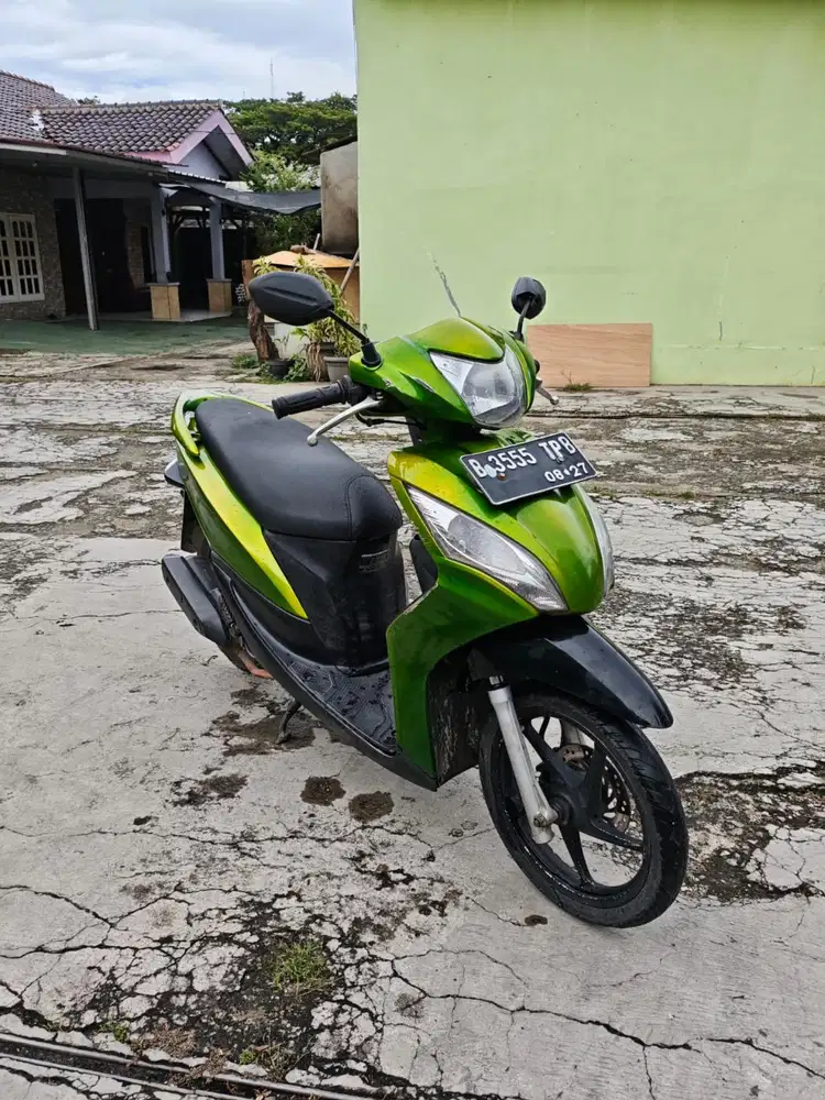 Honda spacy 2012 hijau