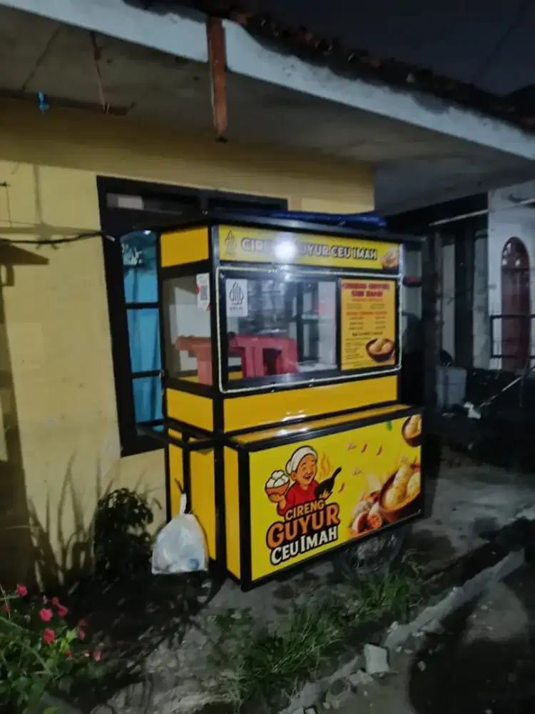 Lowongan kerja tim penjualan cireng