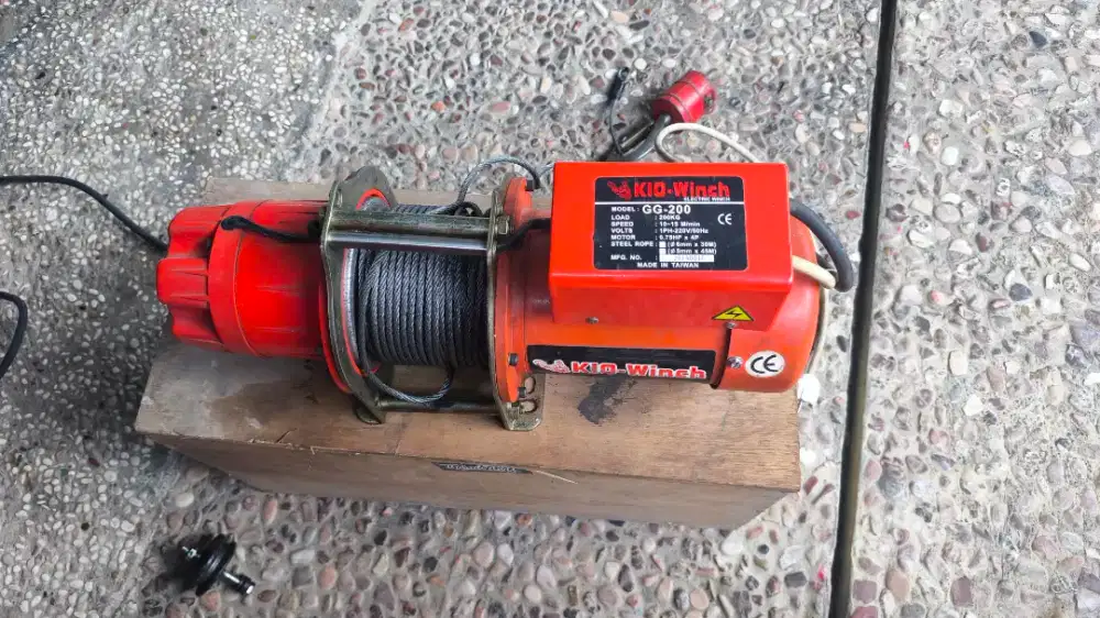 KIO WINCH GG200 + KATROL LISTRIK 200KG