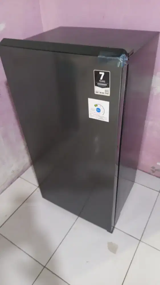 Kulkas aqua satu pintu