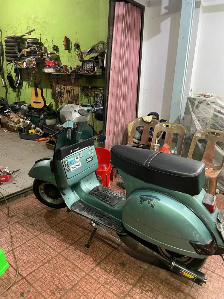 Vespa px tahun 80