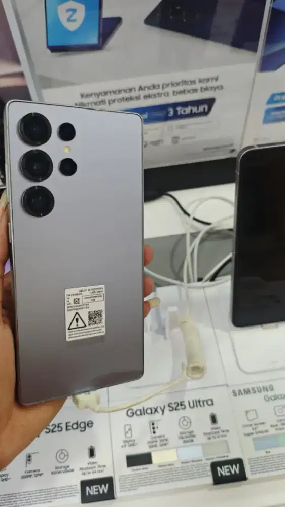 SAMSUNG GALAXY S25 ULTRA