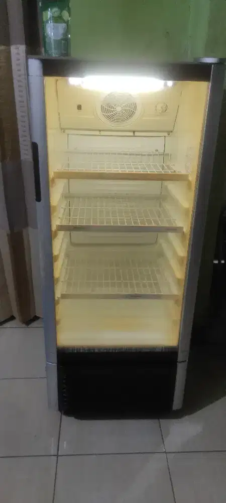 Jual showcase Polytron