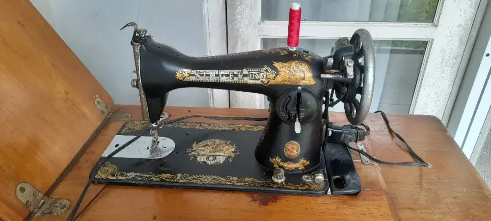 JUAL CEPAT Mesin Jahit  Singer