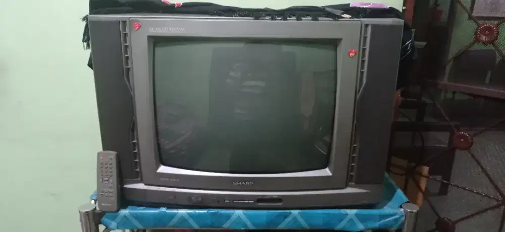 TV Sharp 21 inc Rusak
