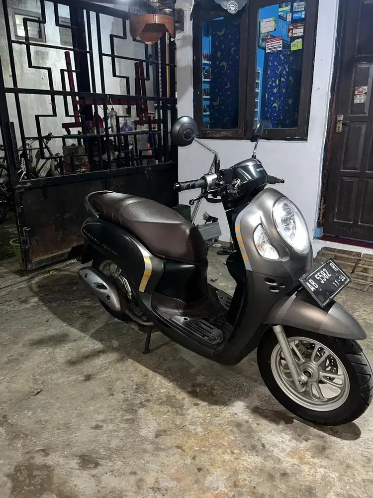 Scoopy 2021 keyless