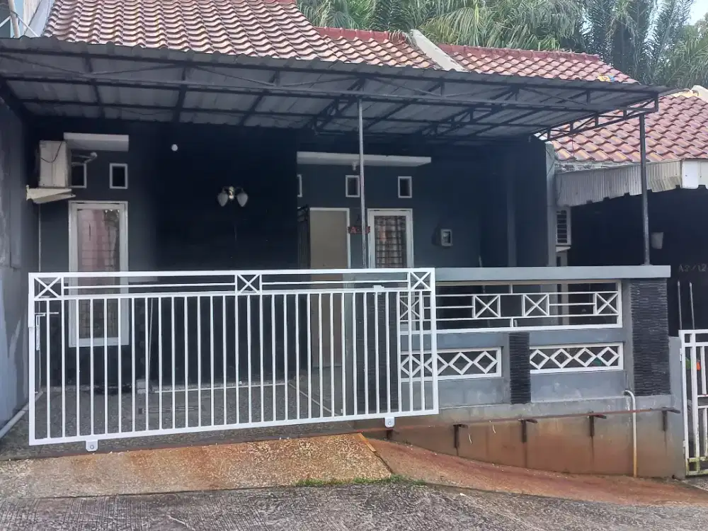 Rumah disewakan beserta isinya