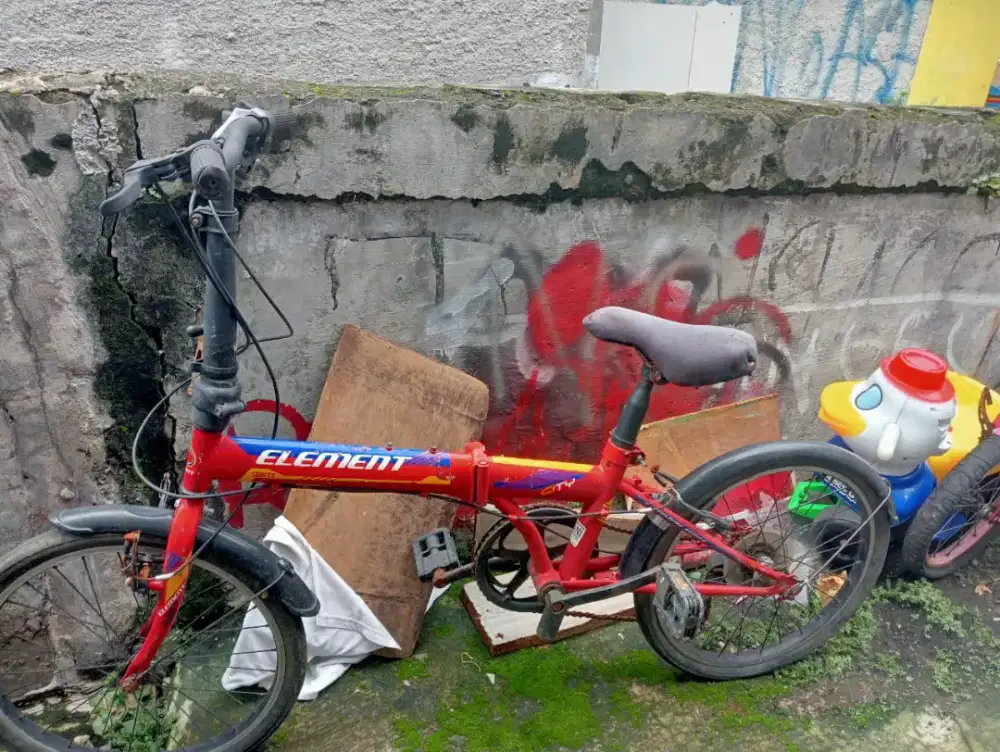 Sepedah lipat masih bagus lokasi depok baru