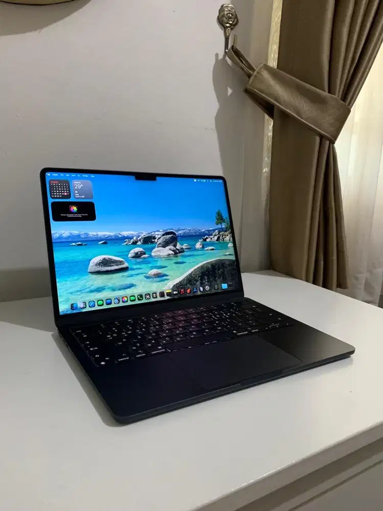 MacBook Air 2022 M2 13 inch 8/256