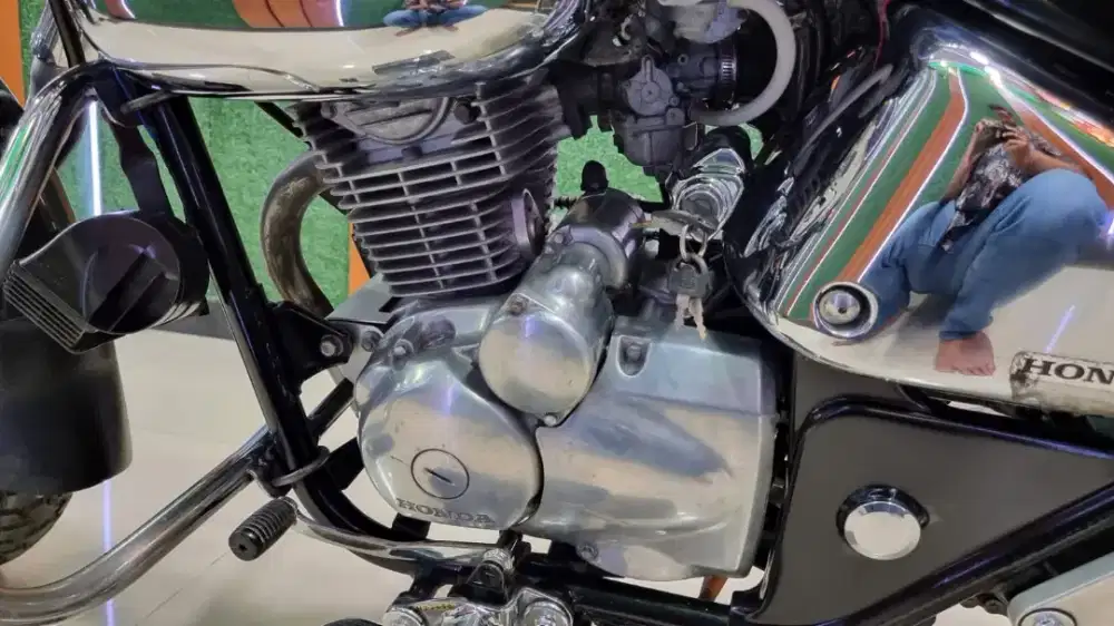 UD ENY MOTOR - Honda Phantom thn 2006 mulus