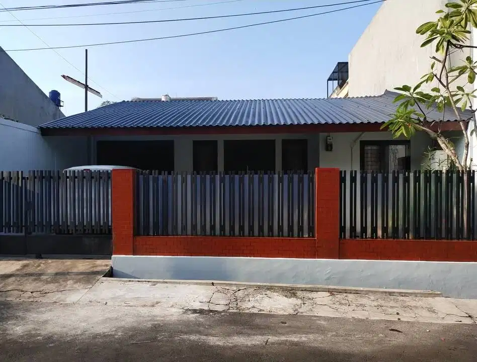 Dijual Rumah Strategis Dekat Tol & RS Premier Bintaro Tangsel IP-17425