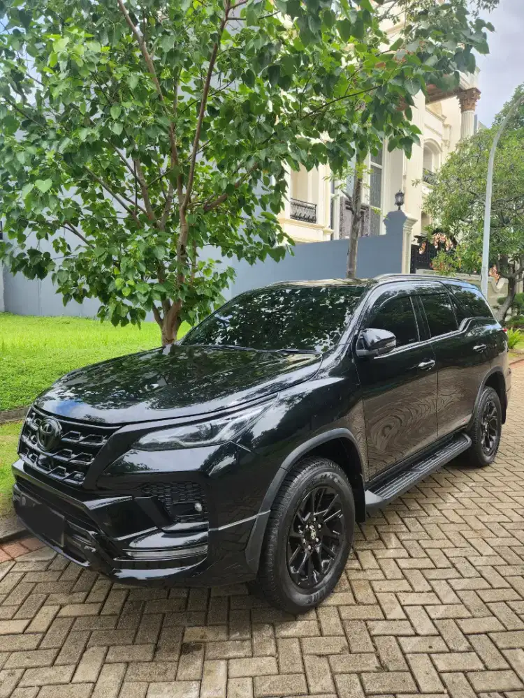 WTS Toyota Fortuner GR Sport 2.8 4x2 2022 mint condition