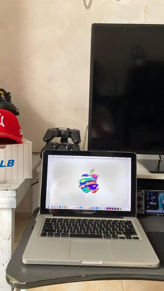 MACBOOK PRO 13 INCH LATE 2011 (UPGRADED)