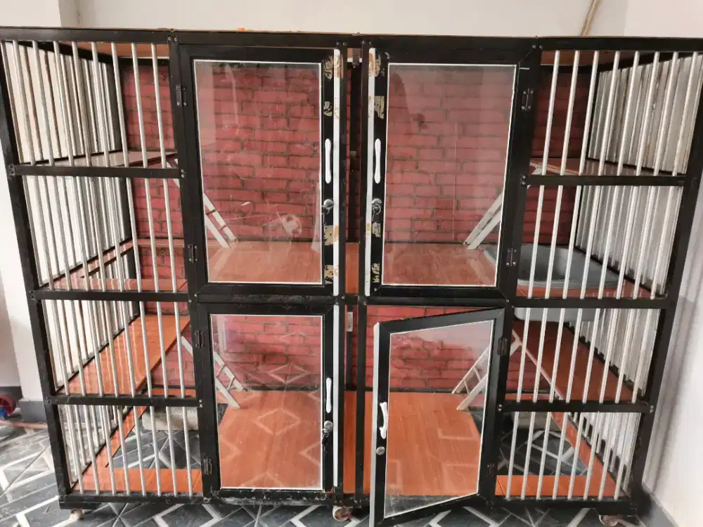 Kandang alumunium 4 pintu roda