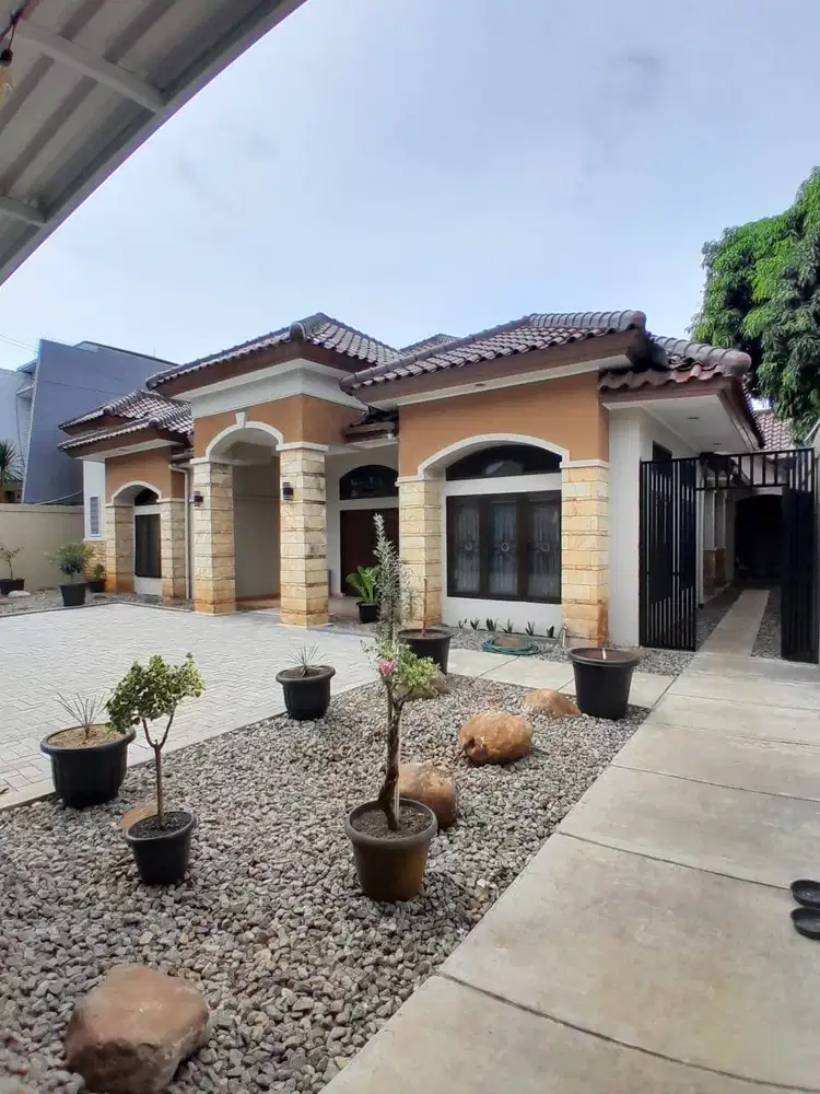 Dijual Rumah Strategis Harga tanah di Pesanngrahan Jaksel DM-17417