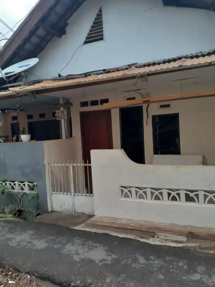 Rumah di Kontrakan