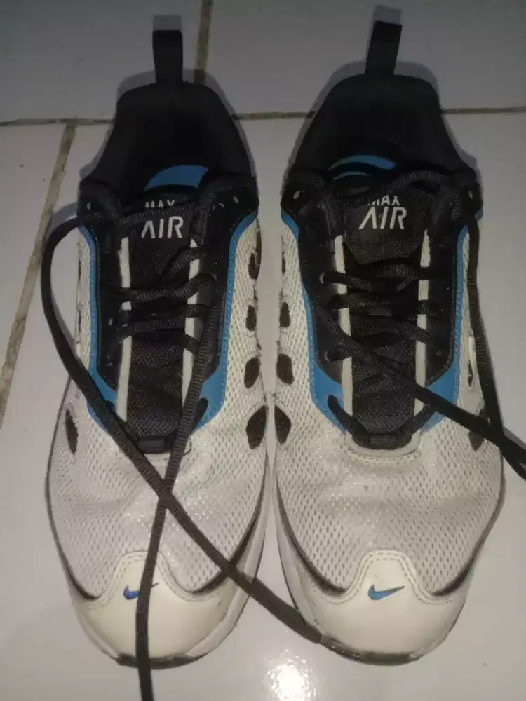 Sepatu Ukuran 42