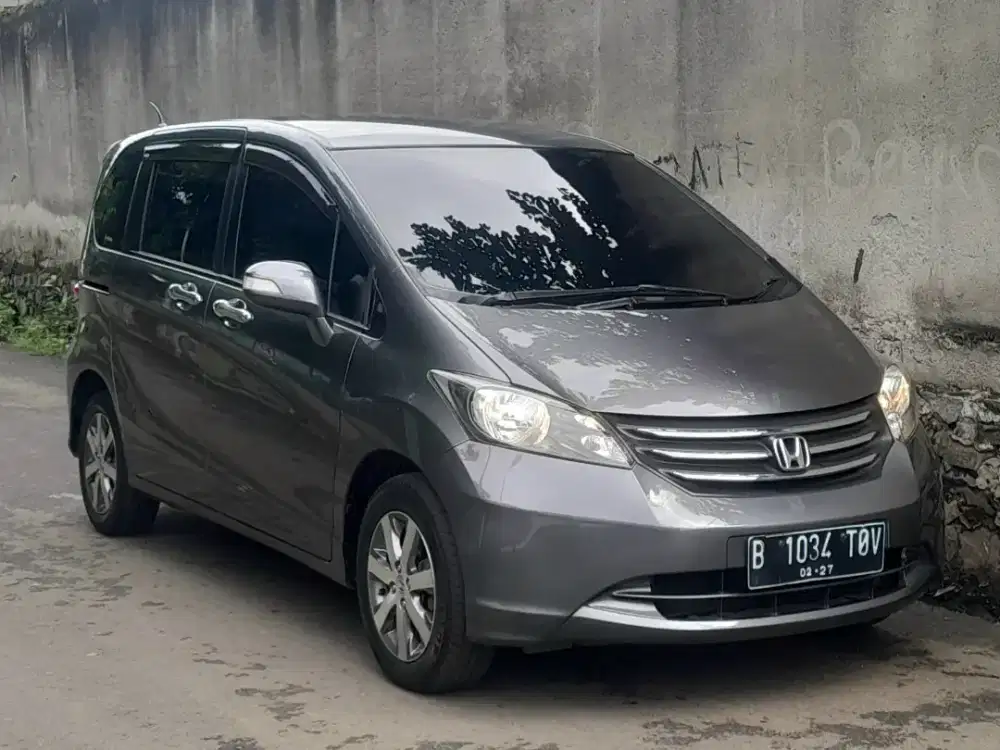 Honda Freed Psd 2012