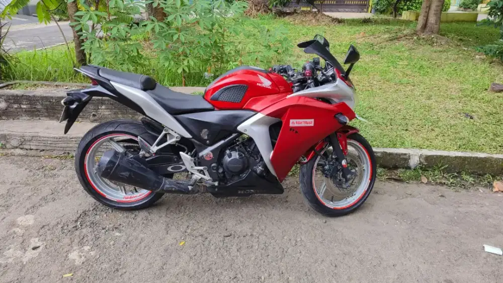 Di jual motor CBR 250