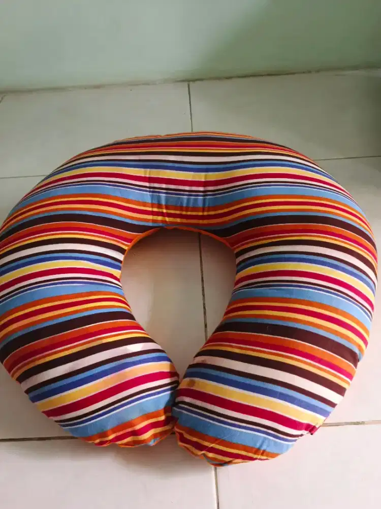 PL Bantal Menyusui Baby Go