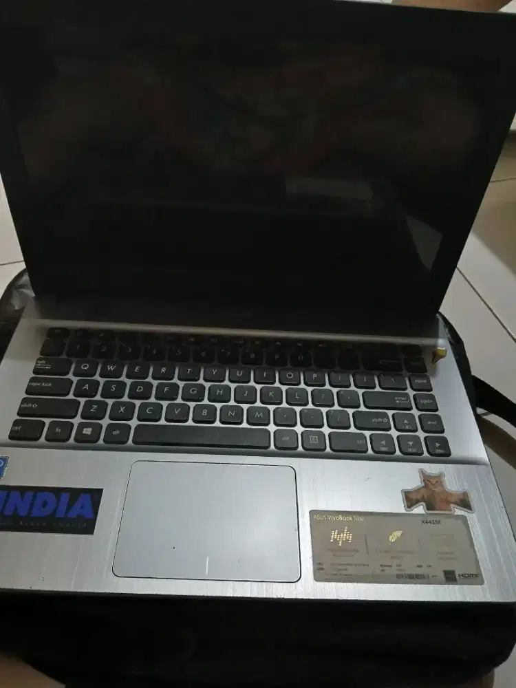 Laptop Asus VivoBook Max X441M