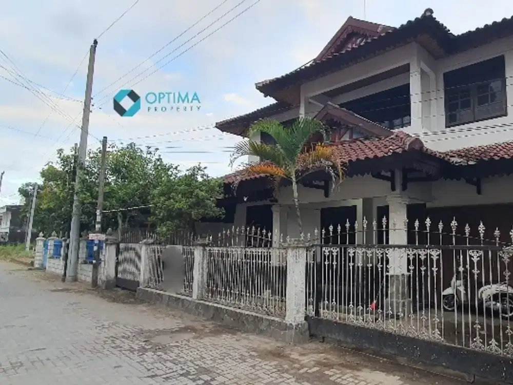 Rumah Pogung Baru hitung  tanah dekat UGM Jogja Jakal Kaliurang km 4