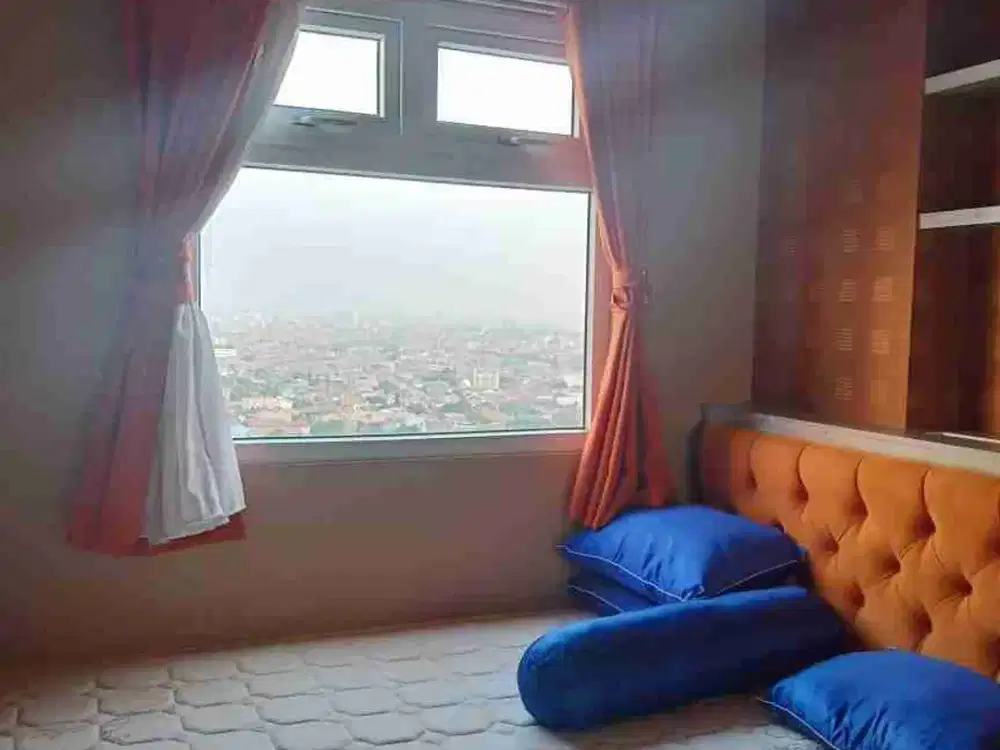 Sewa Apartment Green Pramuka city Lantai Tinggi Lokasi Strategis Tower Atas Mall