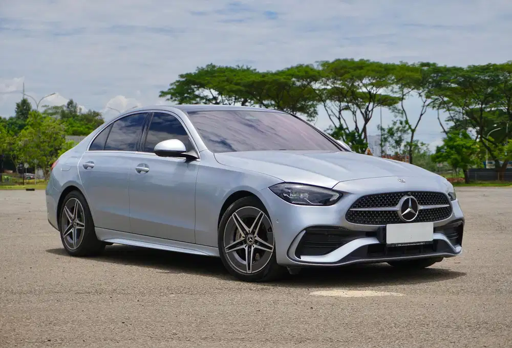 Mercedes Benz C300 
W206 AMG M254 EQ-Boost 2023