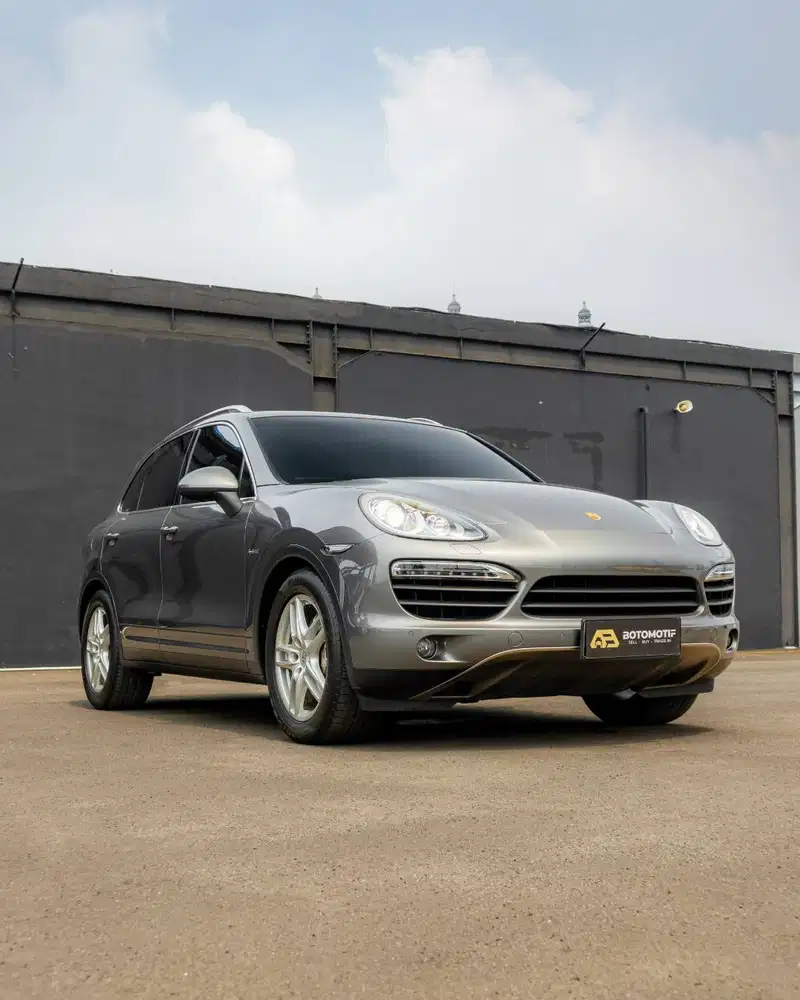 Porsche Cayenne S 3.0 Hybrid 2011